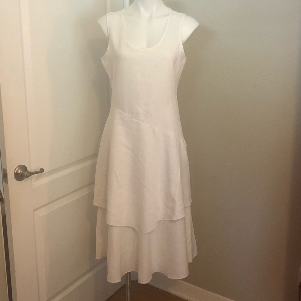 The Perfect Sundance White Linen Dress - Picture 4 of 9
